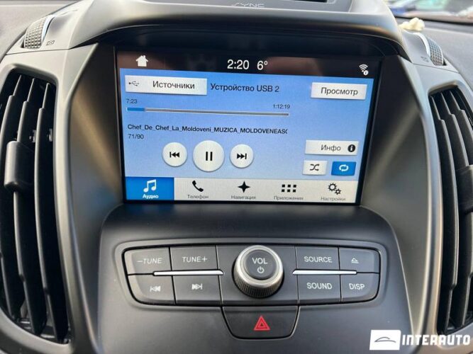 Ford Kuga 35 interauto-car