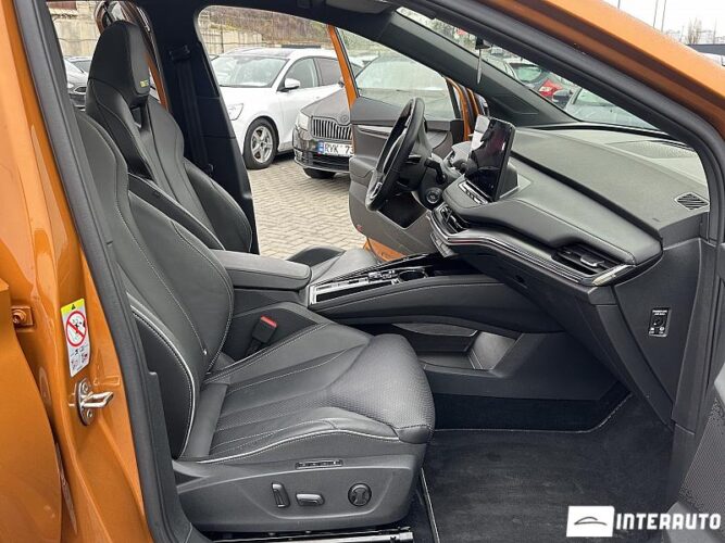 Skoda Enyaq Coupe RS 48 interauto-car