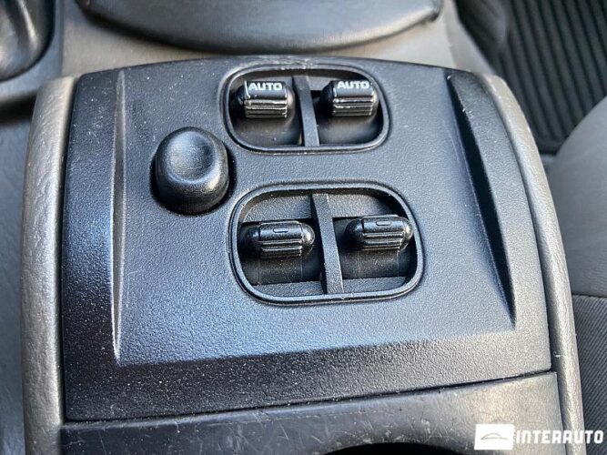 Jeep Cherokee 35 interauto-car