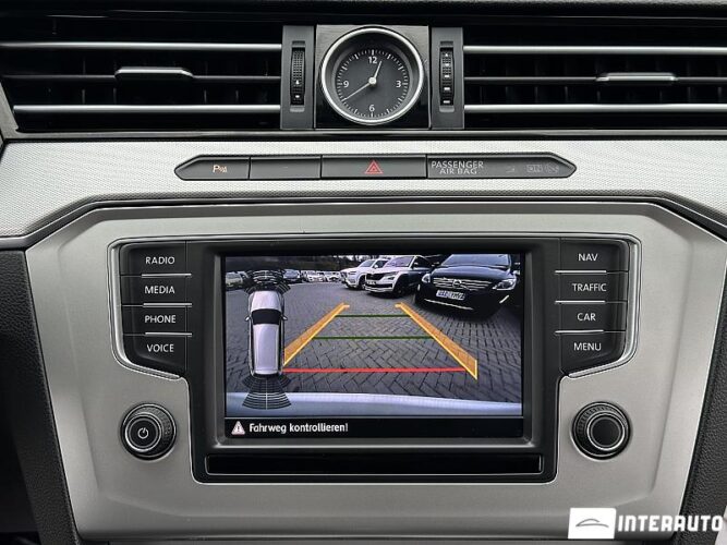 Volkswagen Passat 42 interauto-car