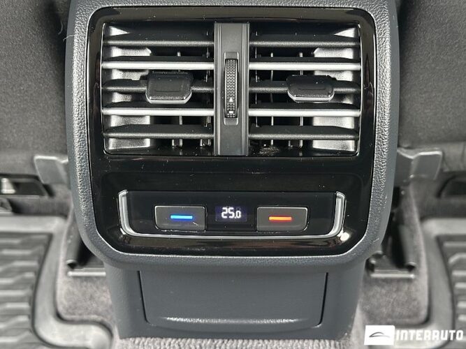 Volkswagen Passat 48 interauto-car