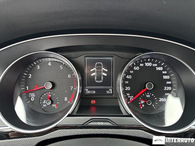 Volkswagen Passat 41 interauto-car