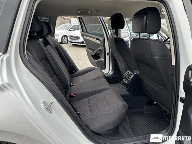 Volkswagen Passat 49 interauto-car