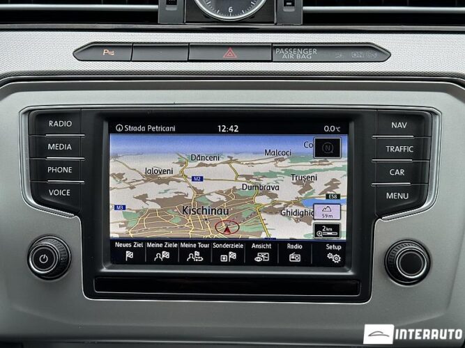 Volkswagen Passat 43 interauto-car