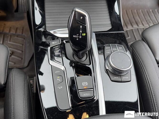 BMW X3 3.0e 47 interauto-car