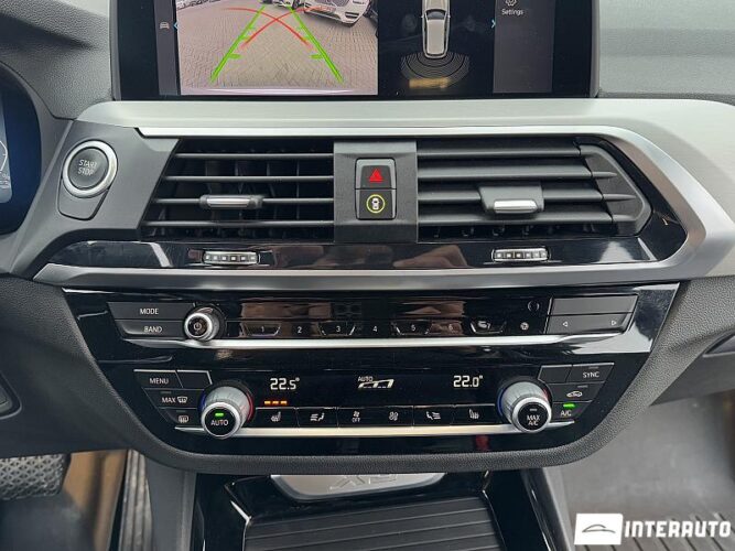 BMW X3 3.0e 46 interauto-car