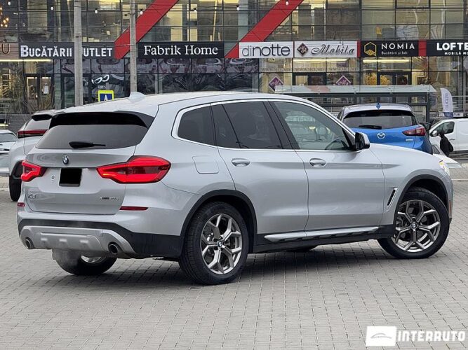 BMW X3 3.0e 38 interauto-car