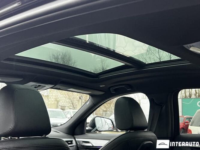 BMW X2 2.8i 48 interauto-car