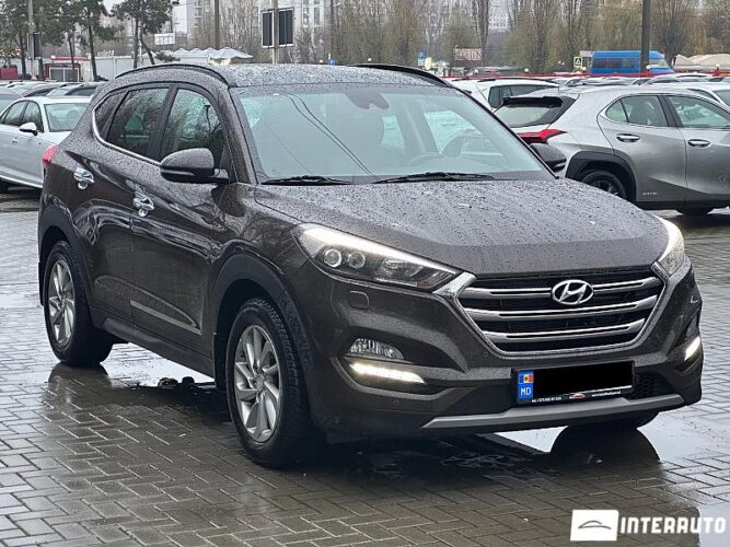 Hyundai Tucson 31 interauto-car