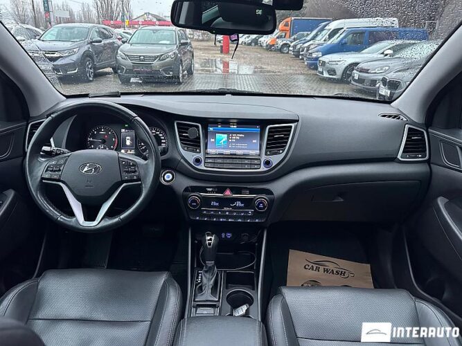 Hyundai Tucson 38 interauto-car