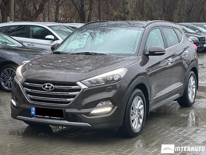 Hyundai Tucson 29 interauto-car