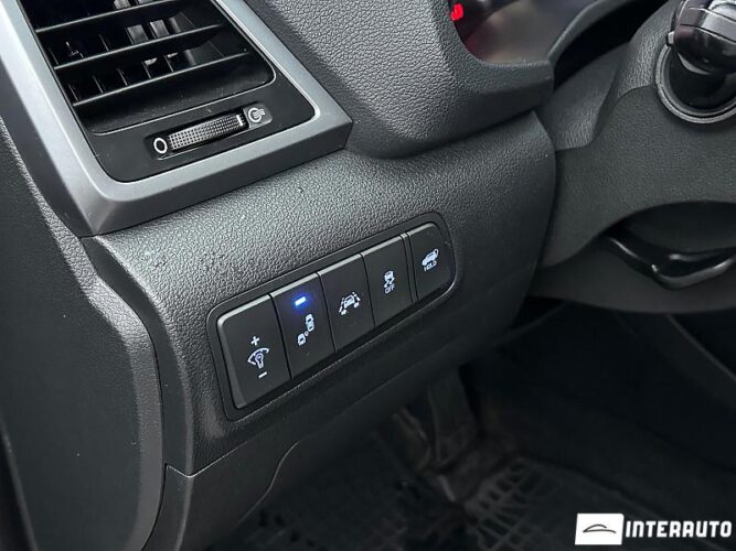 Hyundai Tucson 36 interauto-car