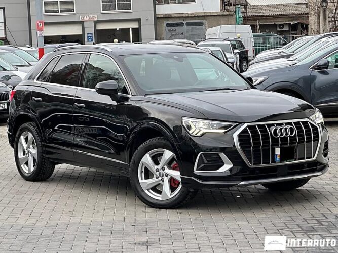 Audi Q3 32 interauto-car