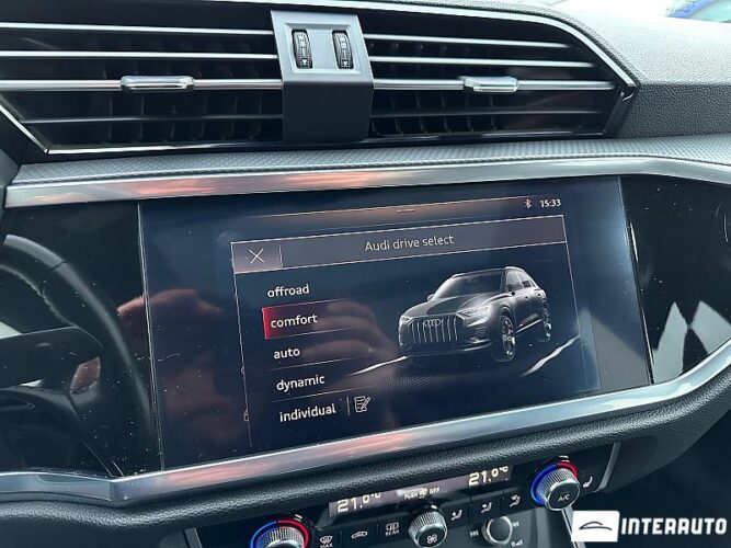 Audi Q3 42 interauto-car