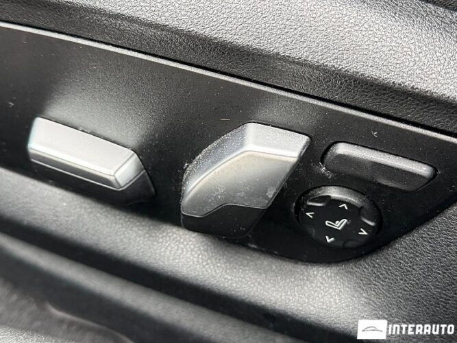 BMW 530e 47 interauto-car