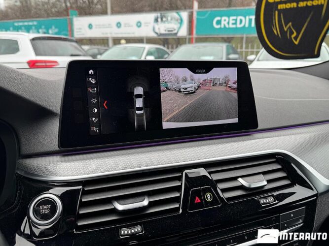 BMW 530e 43 interauto-car