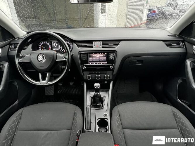 Skoda Octavia 35 interauto-car