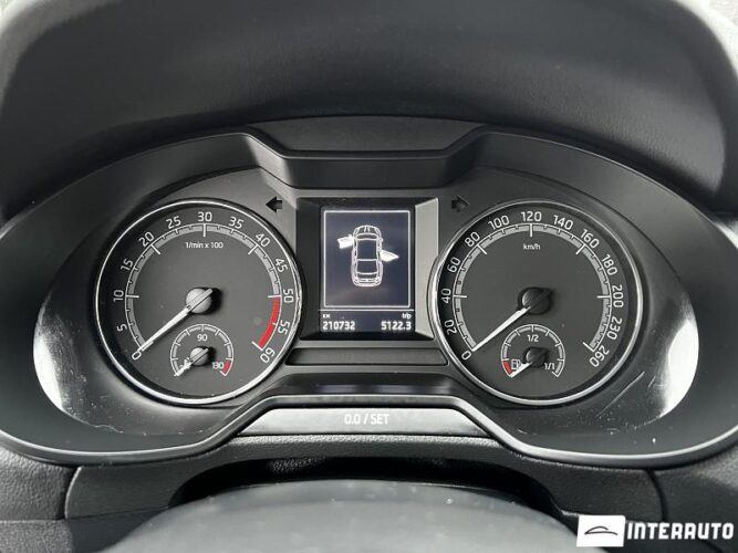 Skoda Octavia 37 interauto-car