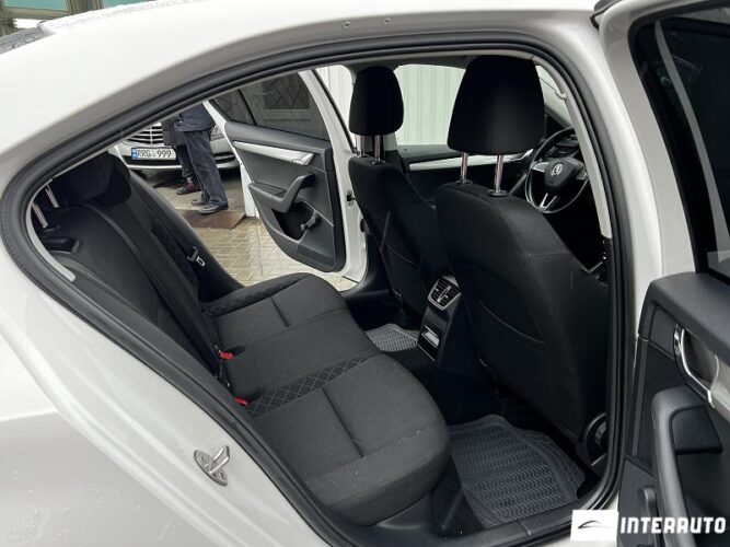 Skoda Octavia 43 interauto-car