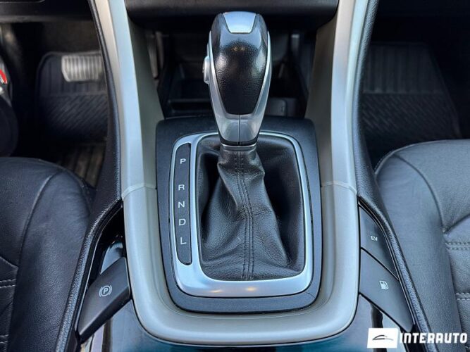 Ford Fusion 38 interauto-car