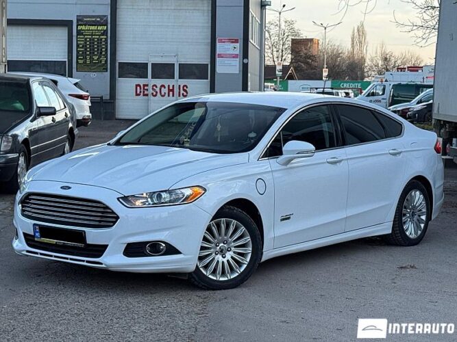 Ford Fusion 28 interauto-car