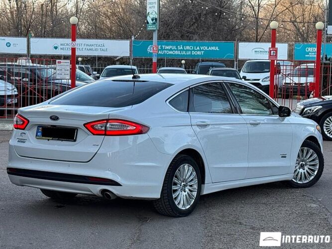 Ford Fusion 31 interauto-car