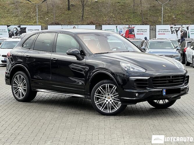 Porsche Cayenne 37 interauto-car