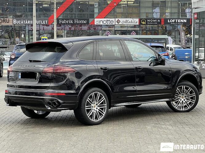 Porsche Cayenne 39 interauto-car