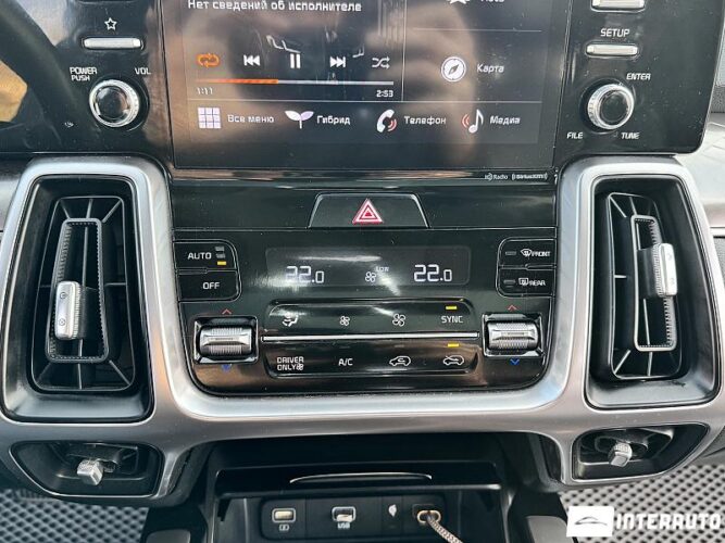 Kia Sorento 49 interauto-car