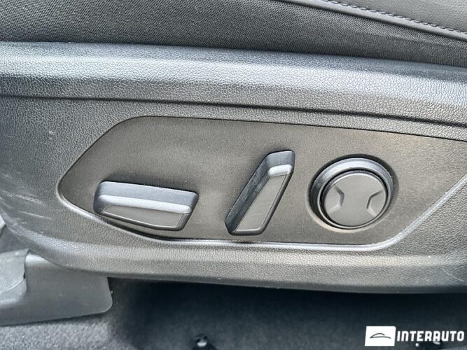 Kia Sorento 61 interauto-car