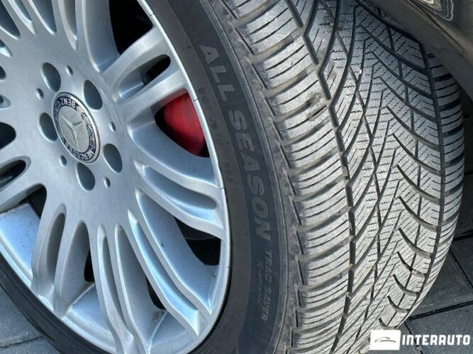 Mercedes E 320 36 interauto-car