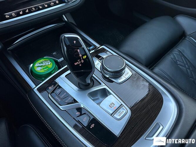 BMW 740 52 interauto-car