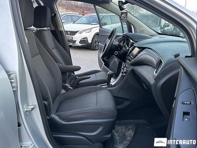 Chevrolet Trax 44 interauto-car