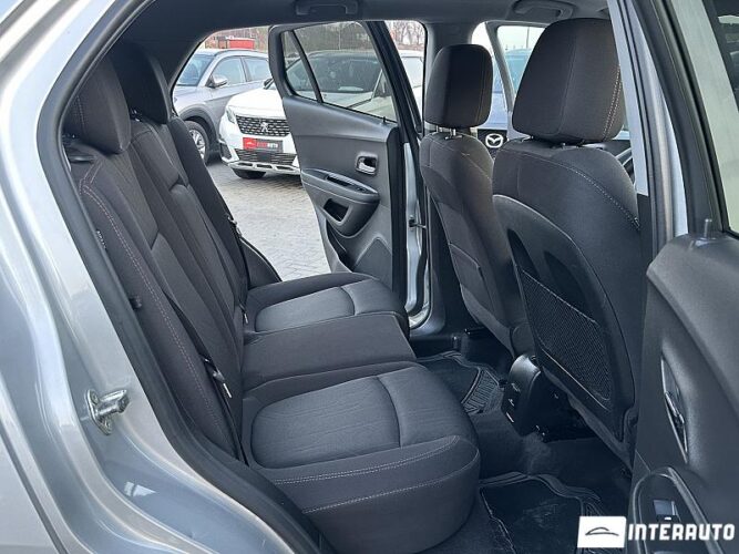 Chevrolet Trax 43 interauto-car