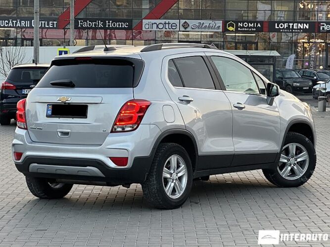 Chevrolet Trax 33 interauto-car