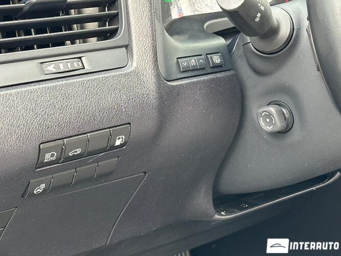 Lexus RX 450h 47 interauto-car