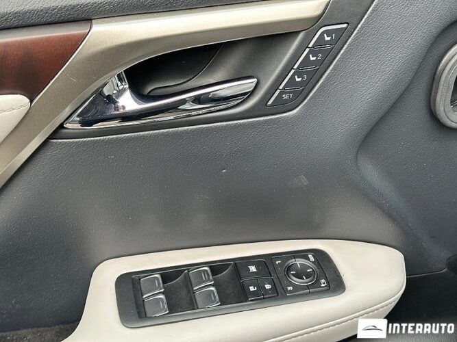 Lexus RX 450h 49 interauto-car