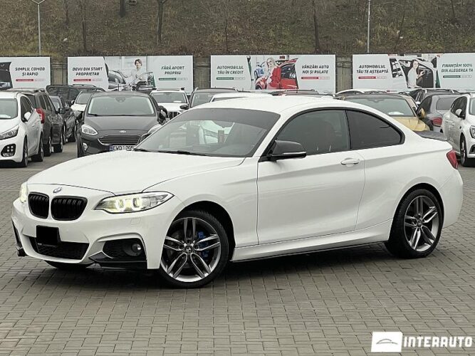 BMW 220d 33 interauto-car
