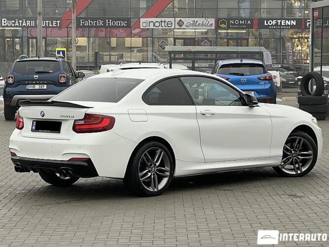 BMW 220d 34 interauto-car