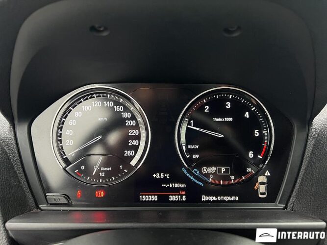 BMW 220d 38 interauto-car