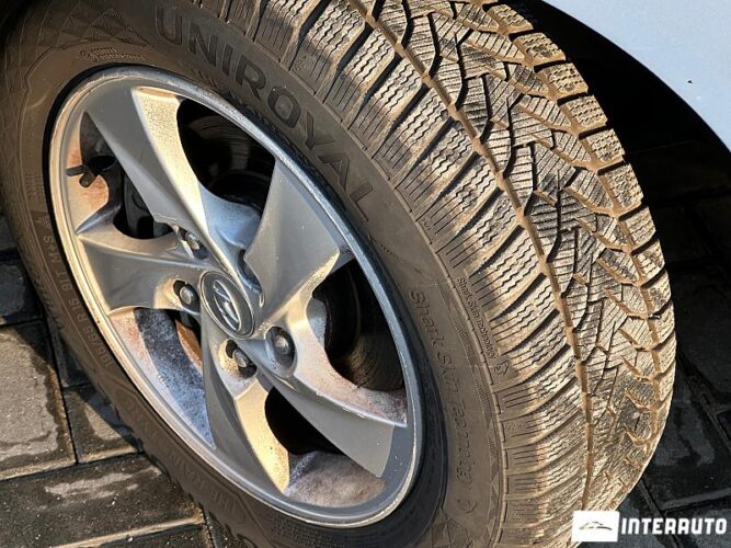 Hyundai Elantra 46 interauto-car