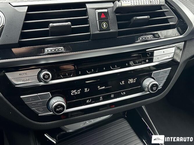 BMW X3 2.0D 46 interauto-car