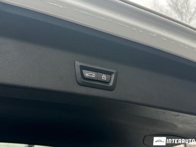BMW X3 2.0D 52 interauto-car
