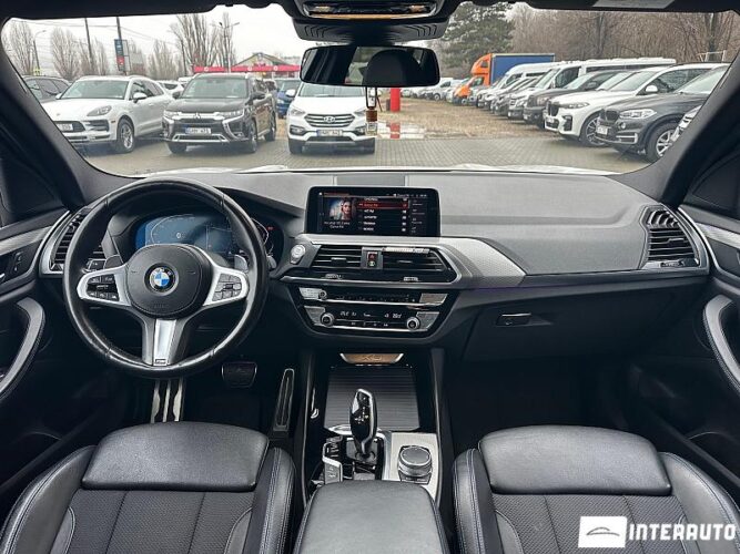 BMW X3 2.0D 40 interauto-car