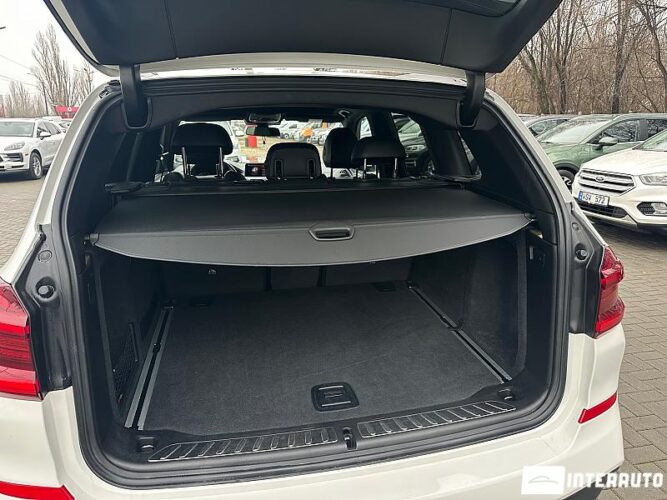 BMW X3 2.0D 51 interauto-car