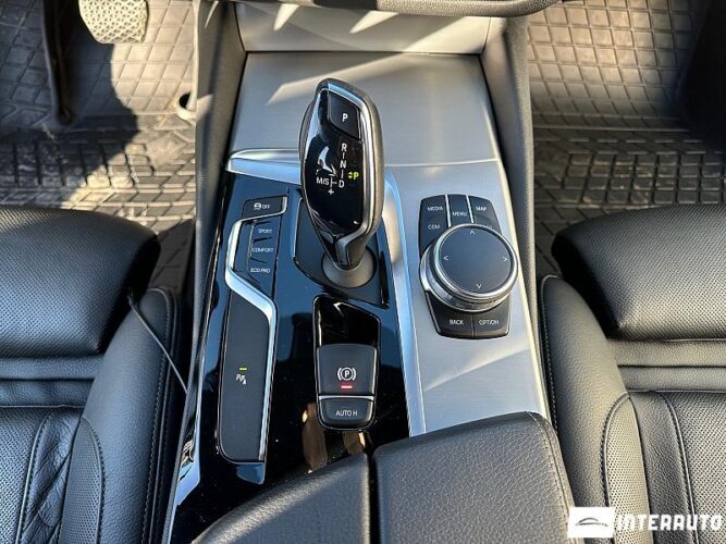BMW 520 48 interauto-car