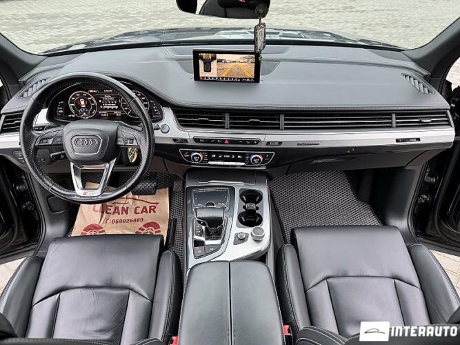 Audi Q7 E-Tron 41 interauto-car