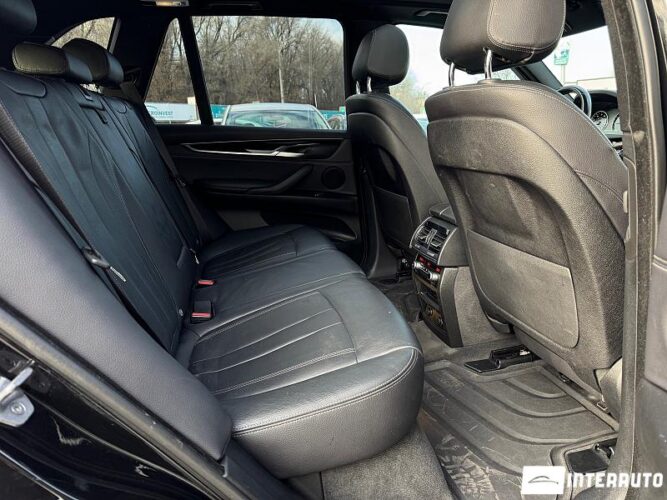 BMW X5 4.0e 40 interauto-car