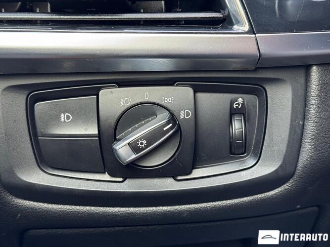 BMW X5 4.0e 41 interauto-car