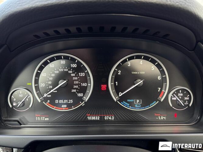 BMW X5 4.0e 43 interauto-car